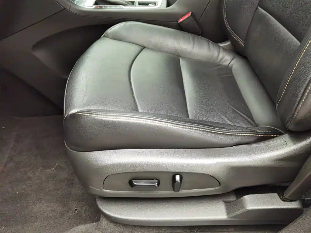 CHEVROLET EXPLORER 2019