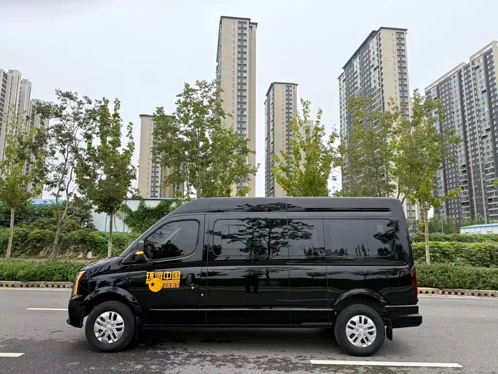 SAIC MAXUS V80 NEW JOURNEY 2025