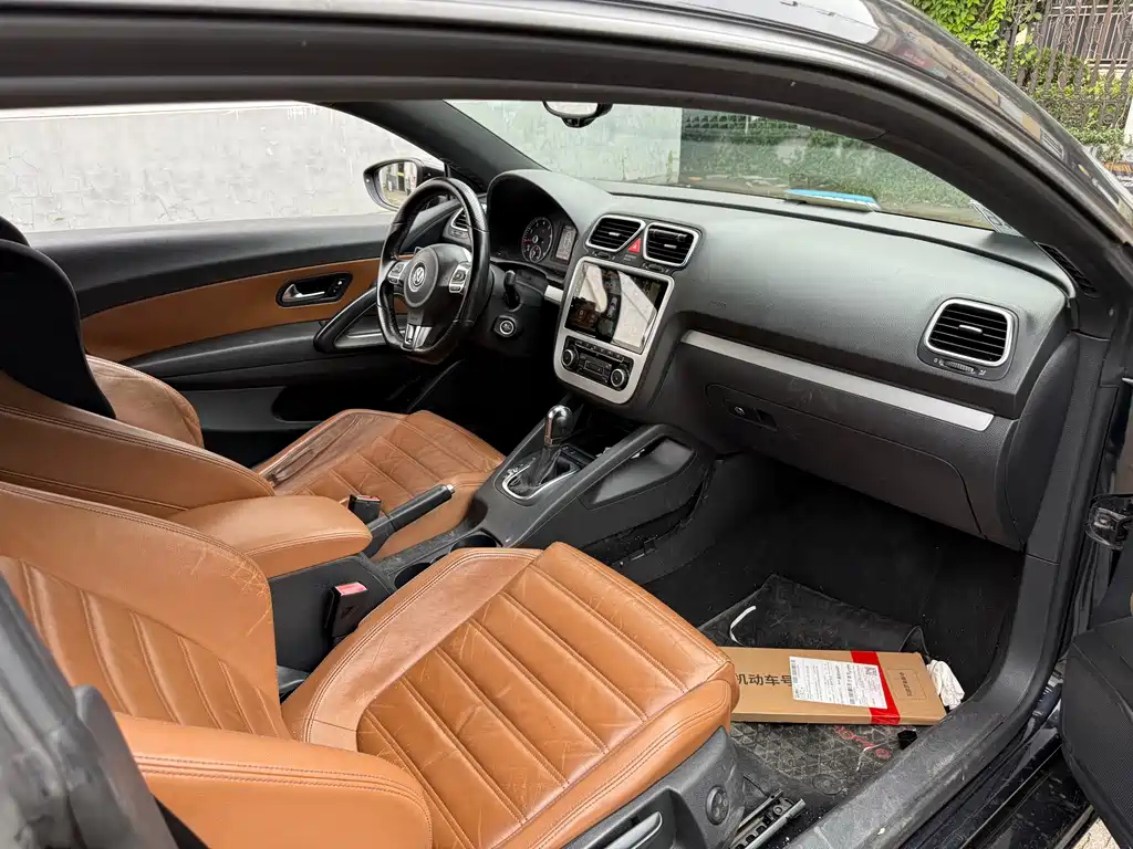 VOLKSWAGEN SCIROCCO 2011