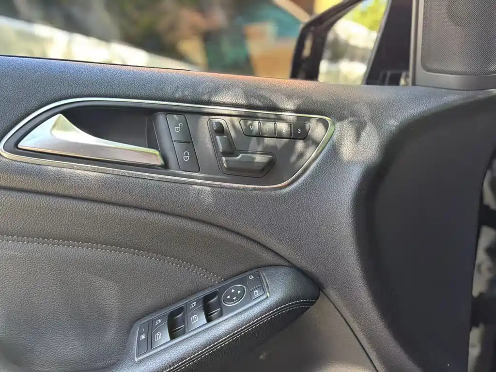 MERCEDES BENZ B-CLASS 2015