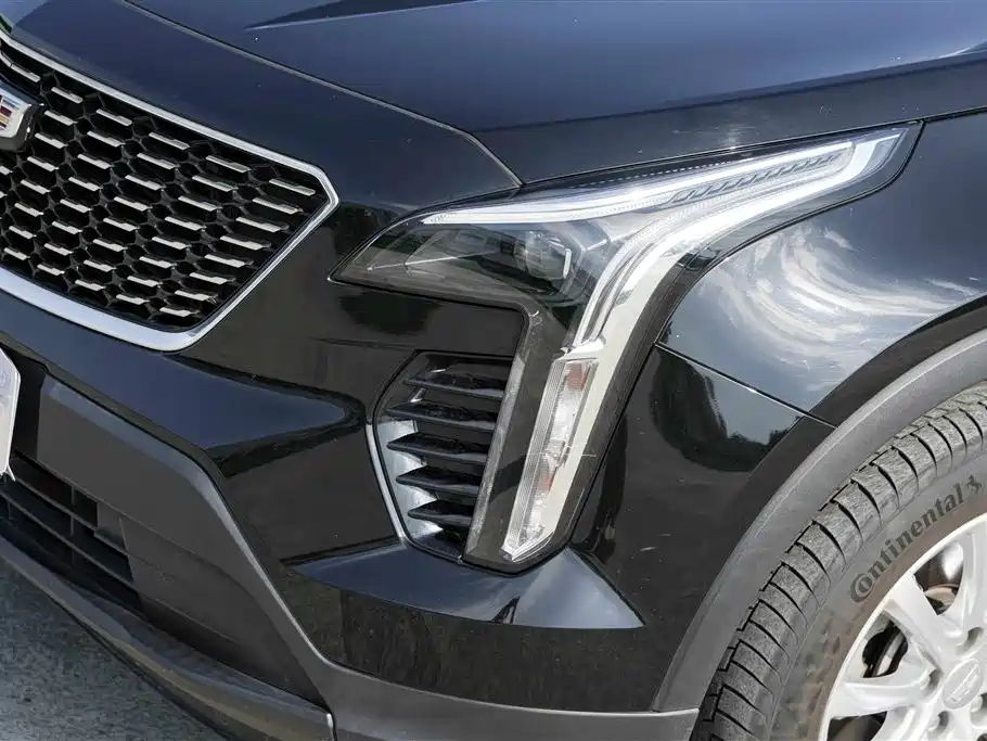 CADILLAC XT4 2019