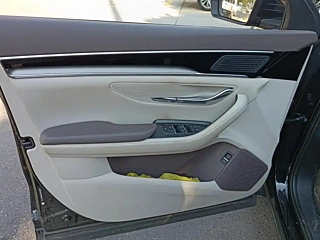 BYD SONG PLUS NEW ENERGY  2025 YEAR EV 520KM PREMIUM 2025