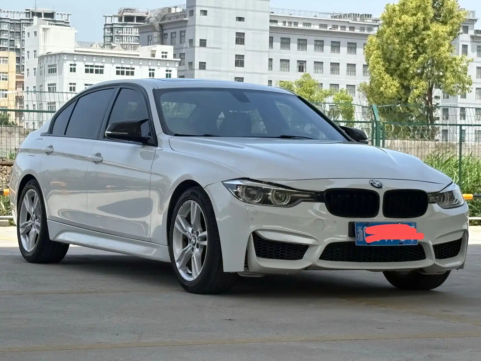 BMW 3-SERIES