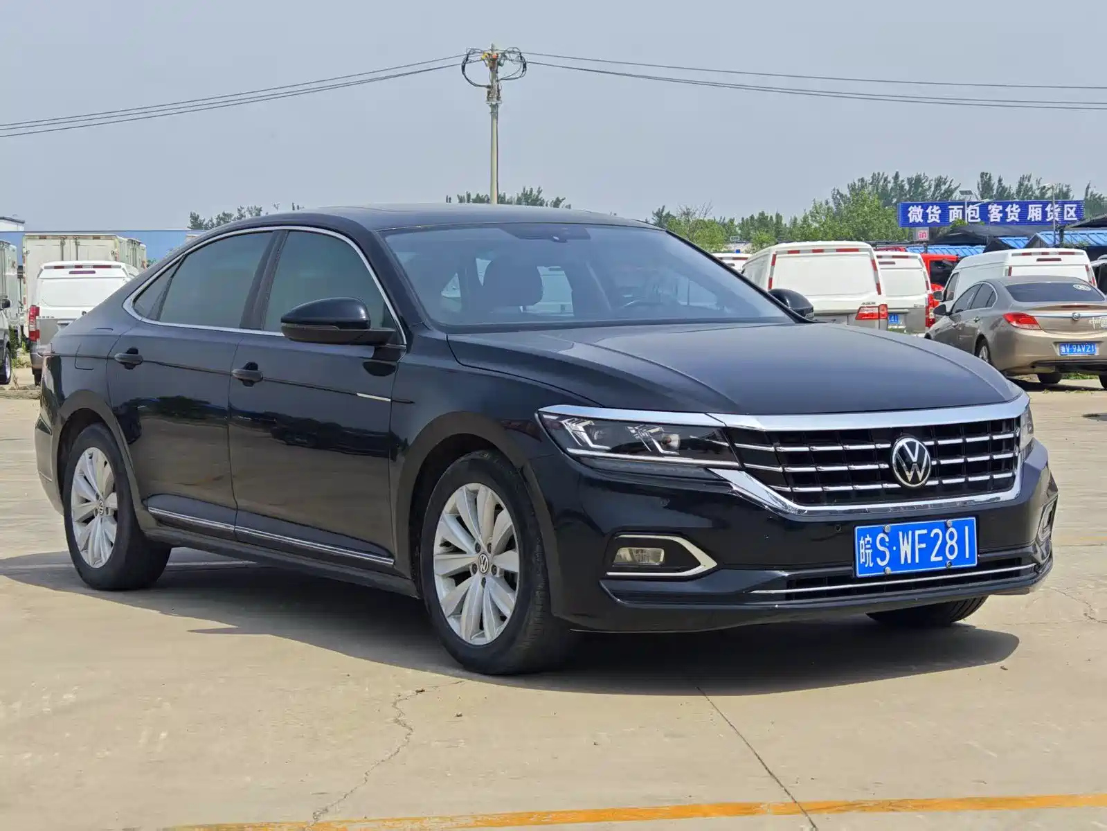 VOLKSWAGEN PASSAT
