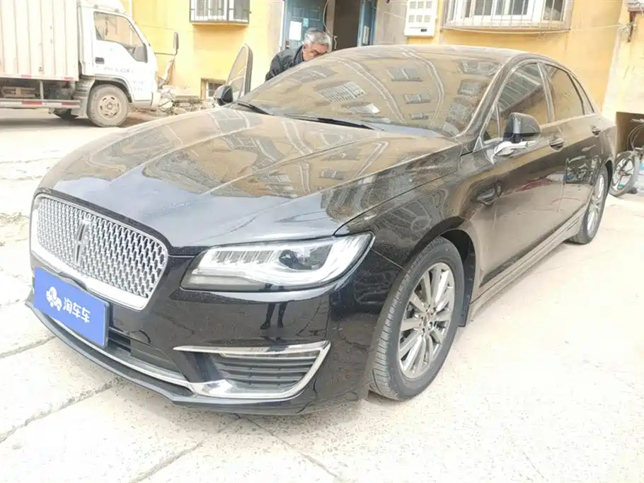LINCOLN MKZ