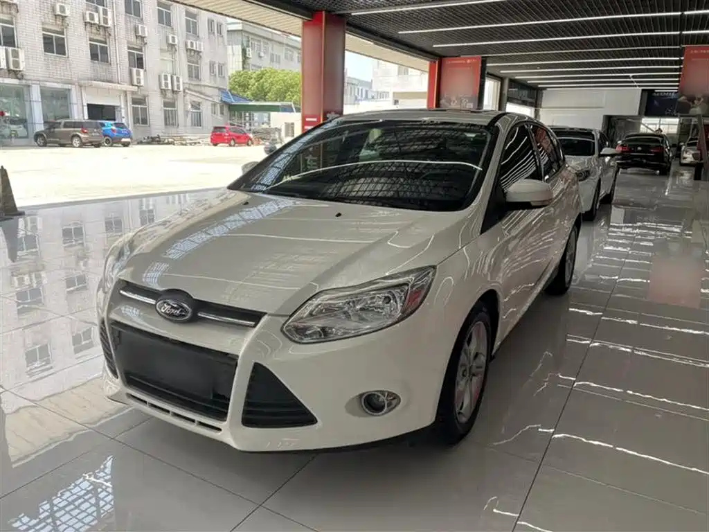 FORD FOCUS