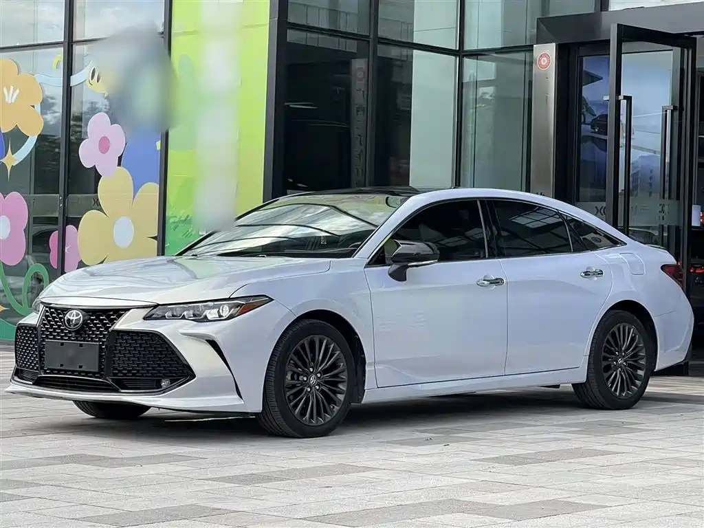 TOYOTA AVALON