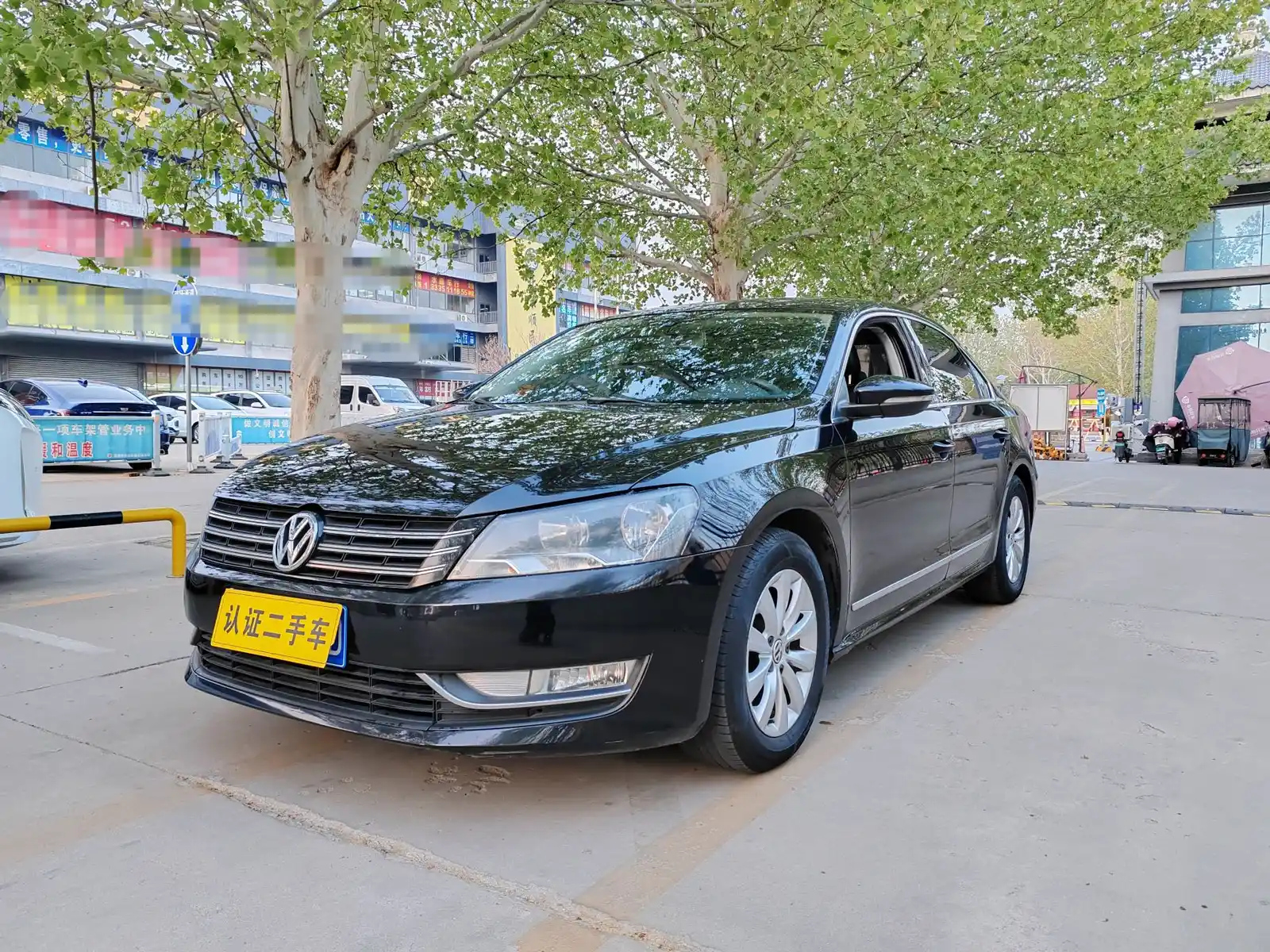 VOLKSWAGEN PASSAT