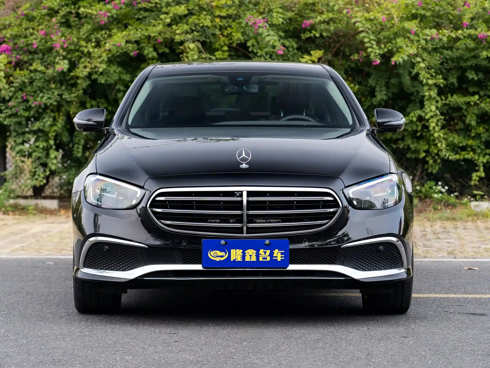 MERCEDES BENZ E-CLASS