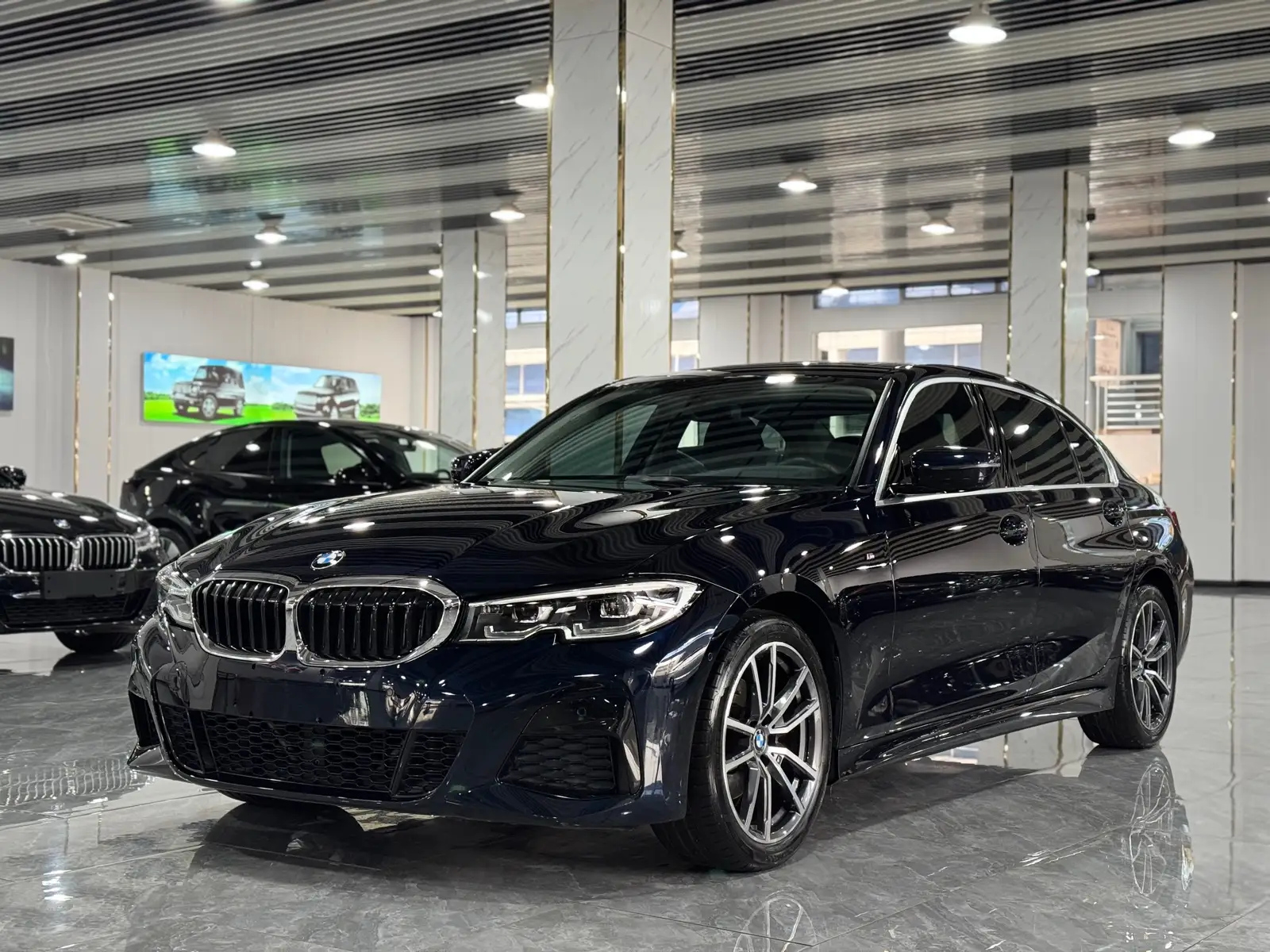 BMW 3-SERIES