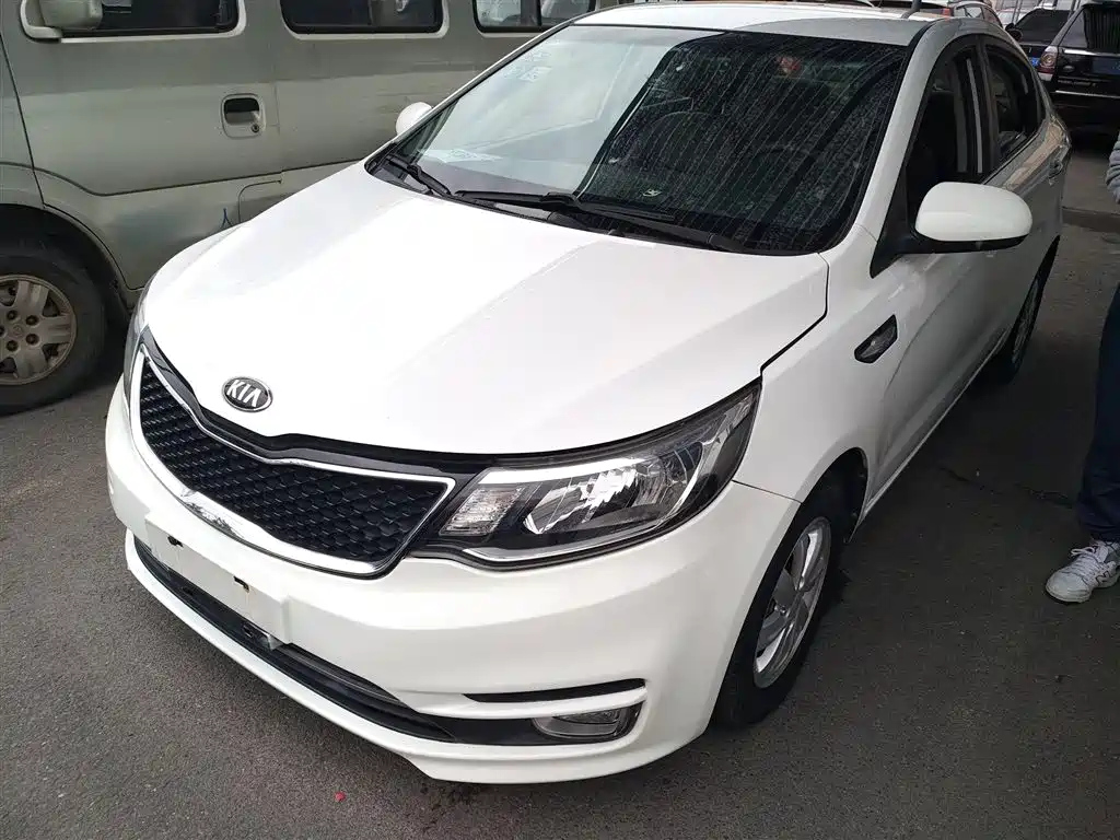 KIA K2