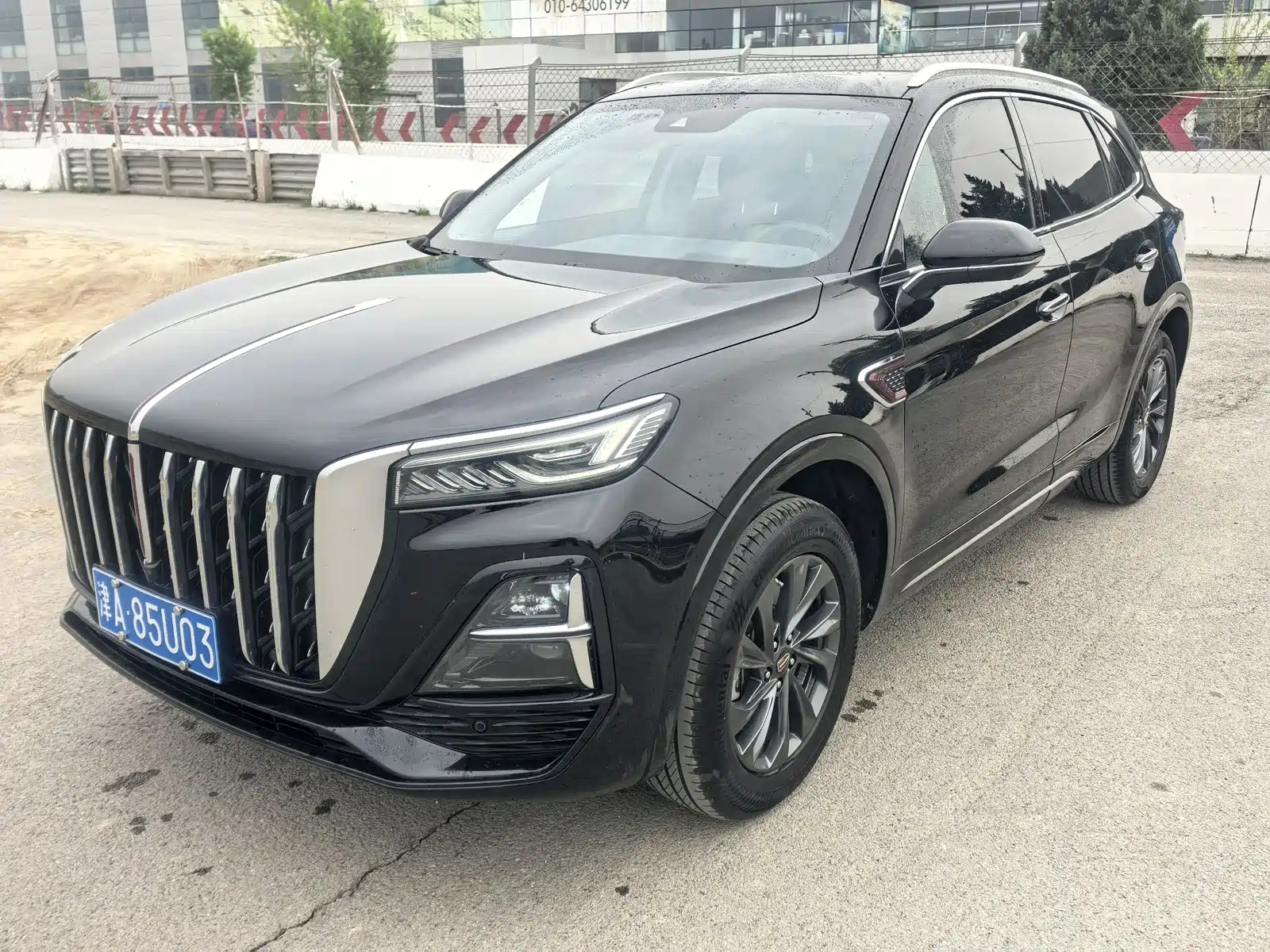 HONGQI HS5