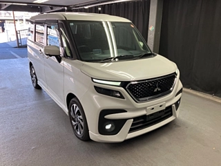 MITSUBISHI DELICA D2 2024