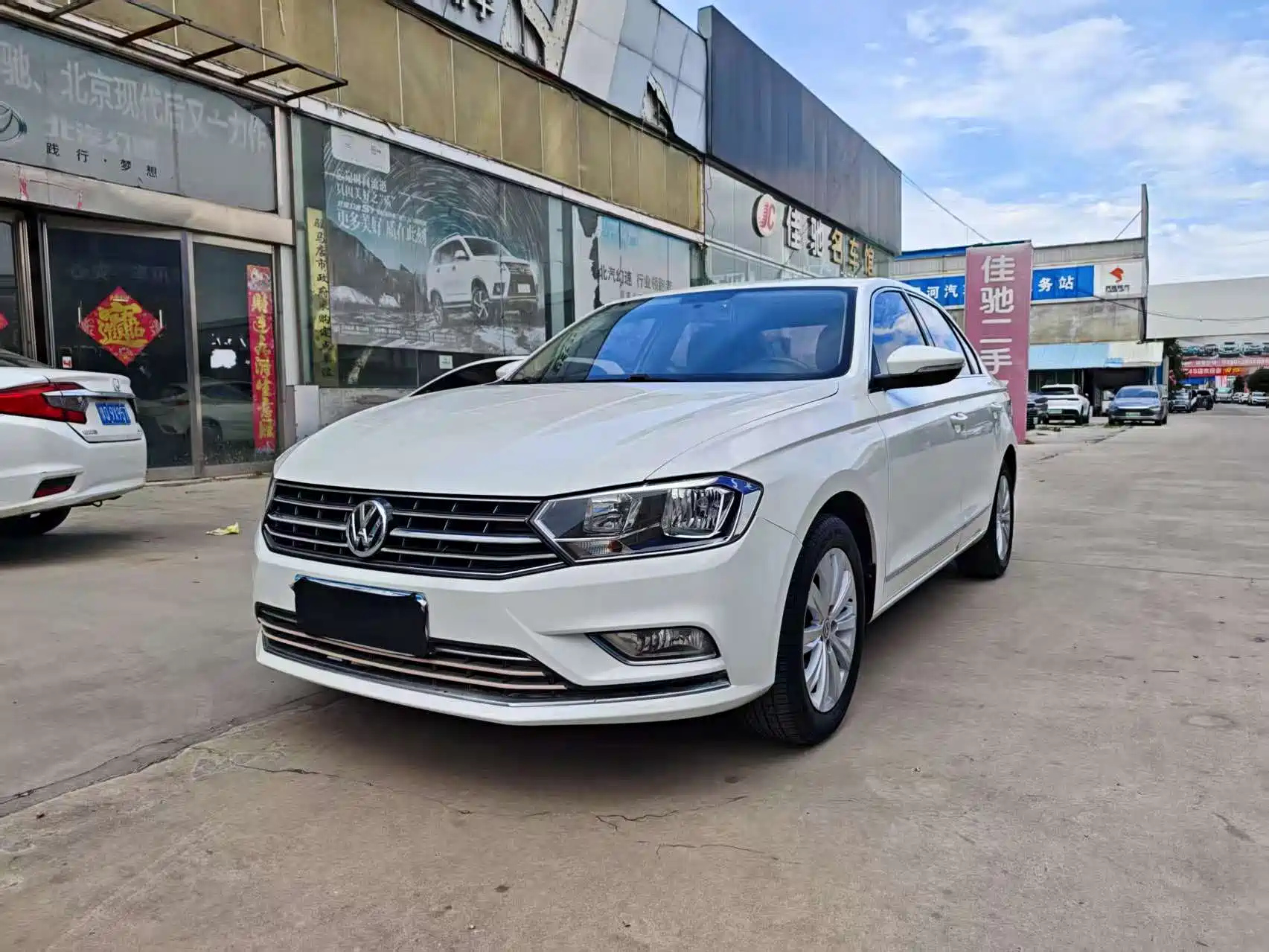 VOLKSWAGEN BORA 2017