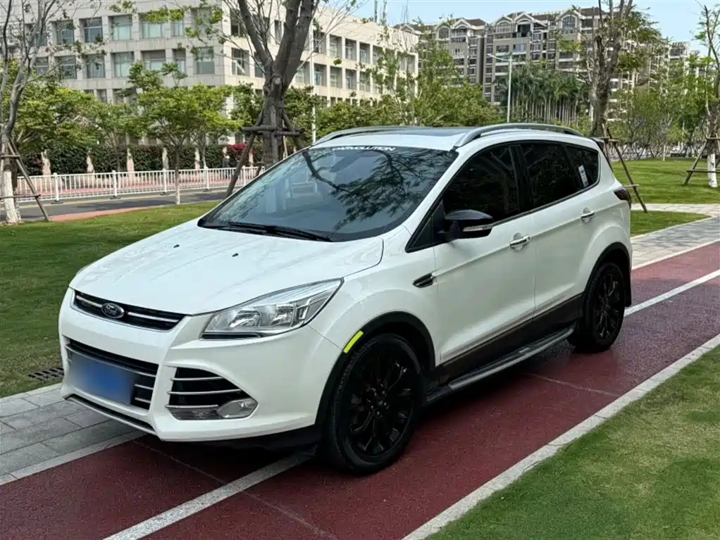 FORD ESCAPE 2015