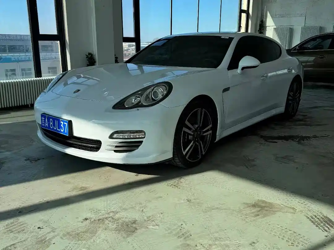 PORSCHE PANAMERA 2013