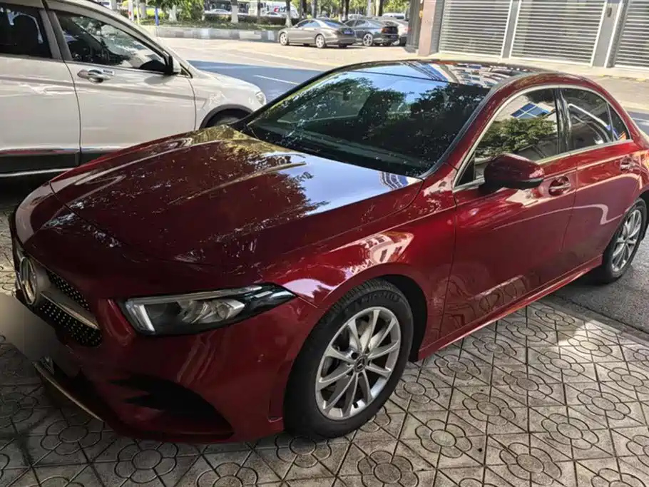 MERCEDES BENZ A-CLASS 2019