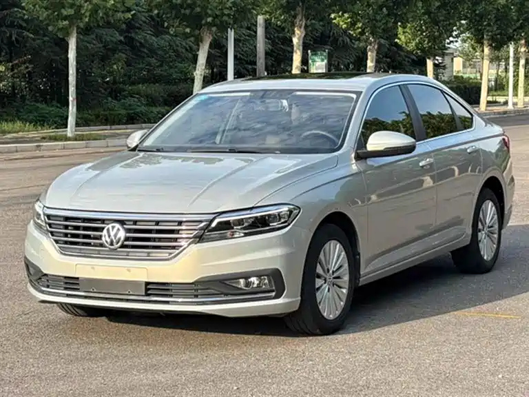 VOLKSWAGEN LAVIDA 2019