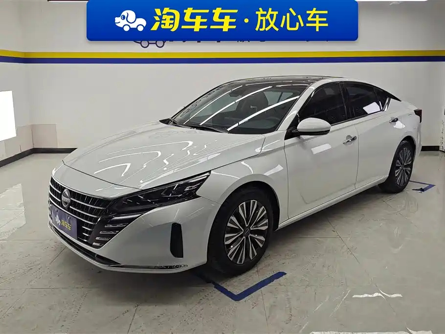 NISSAN TEANA 2022