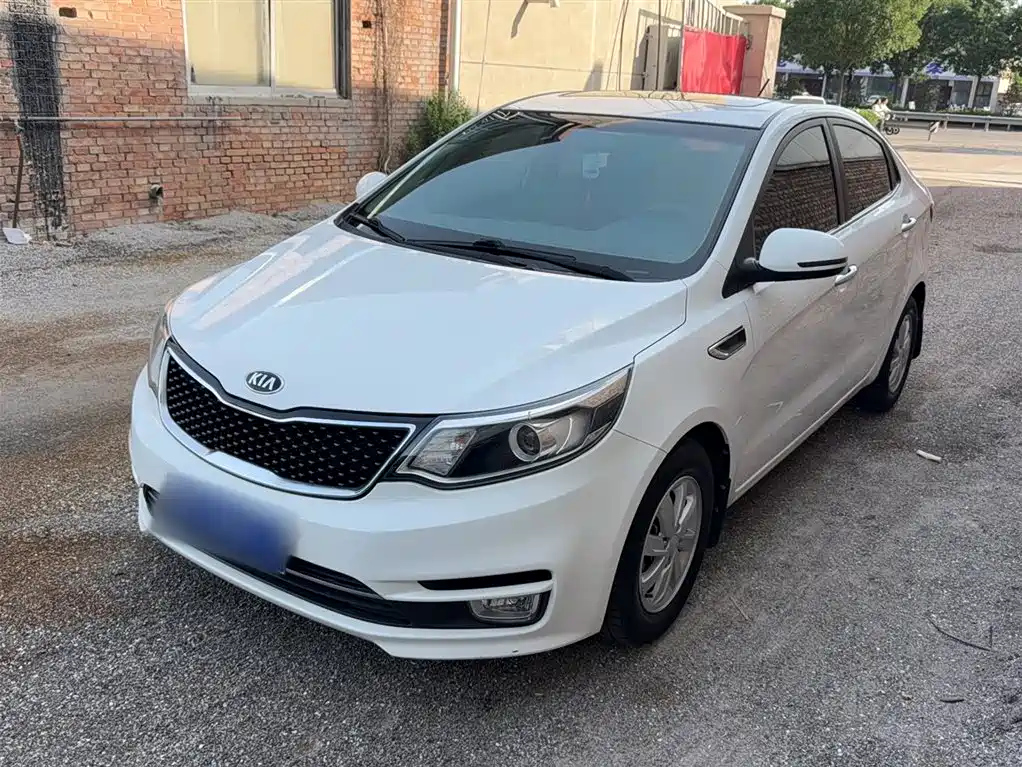 KIA K2 2015