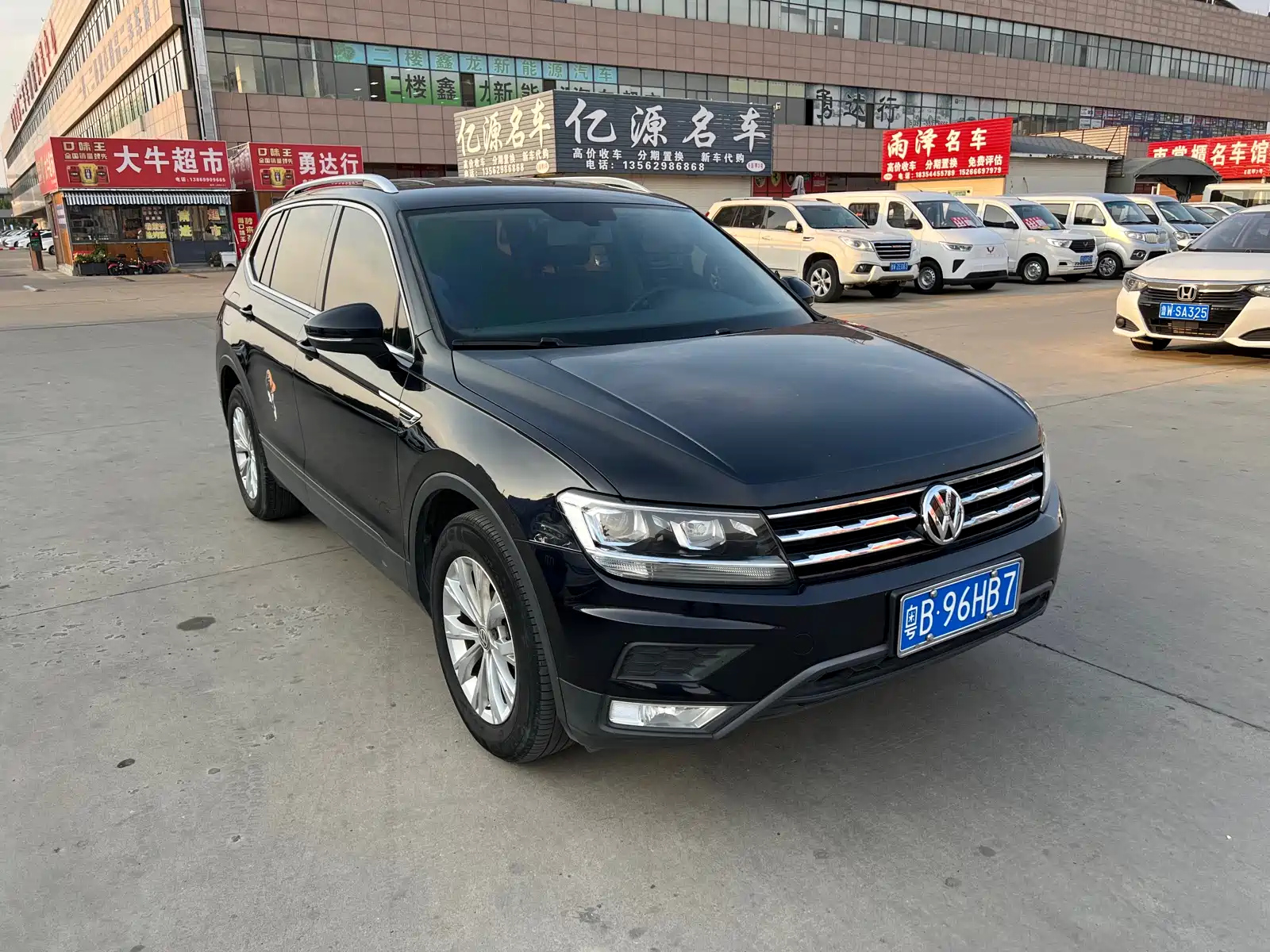 VOLKSWAGEN TIGUAN L 2017