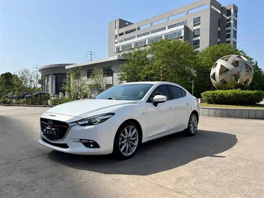 MAZDA 3 AXELA 2017
