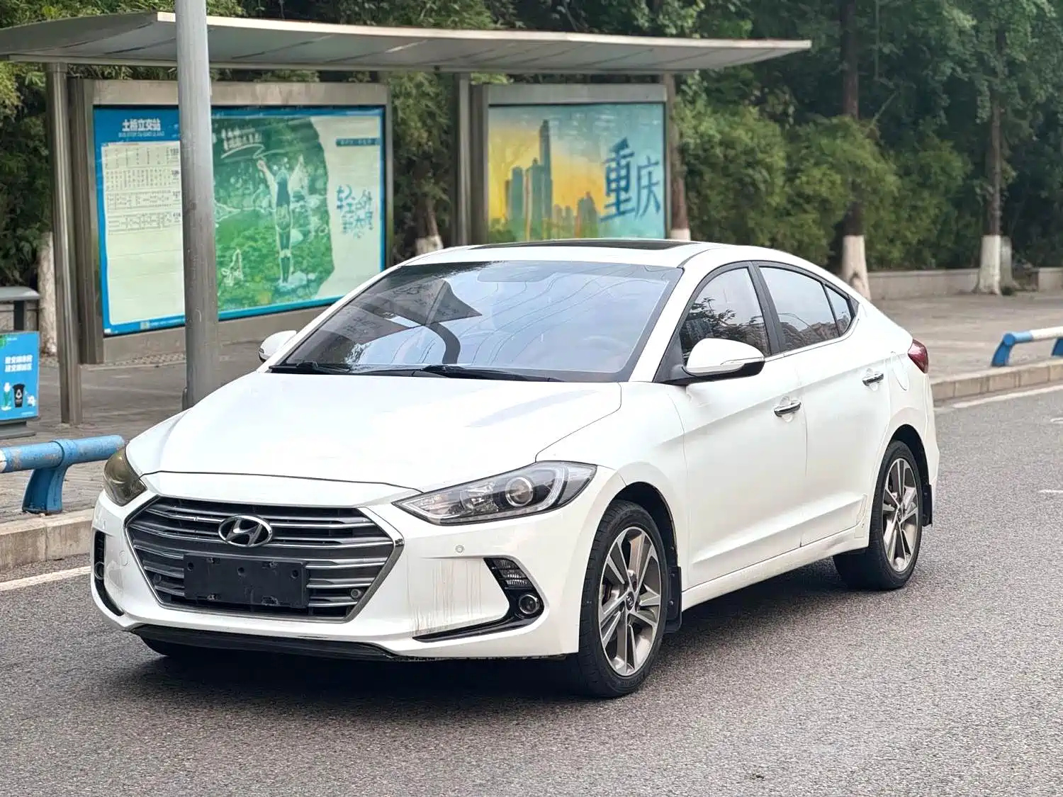 HYUNDAI ELANTRA 2016