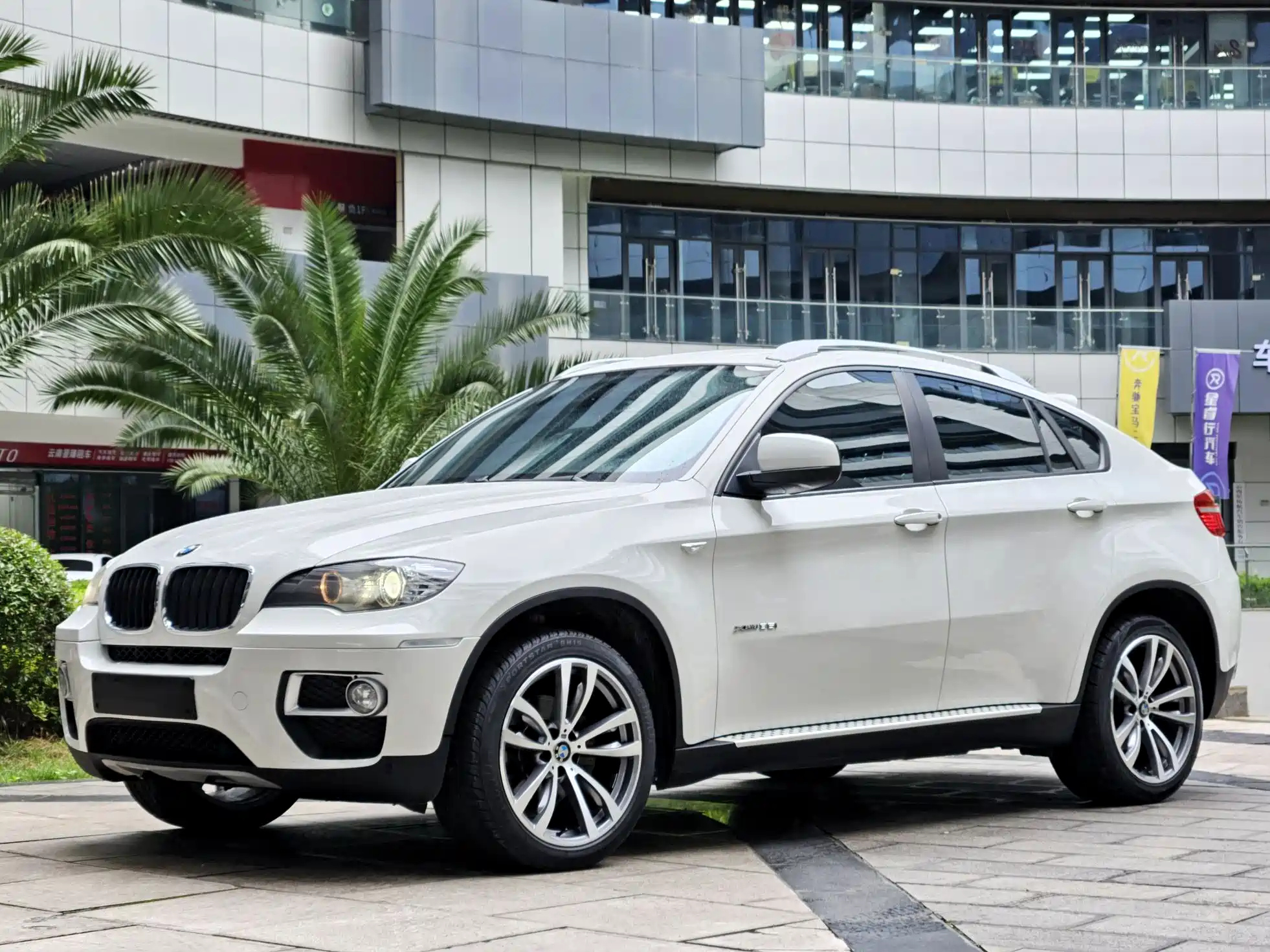 BMW X6 2011