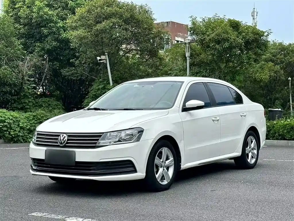 VOLKSWAGEN LAVIDA 2017