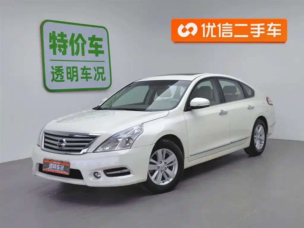 NISSAN TEANA 2011