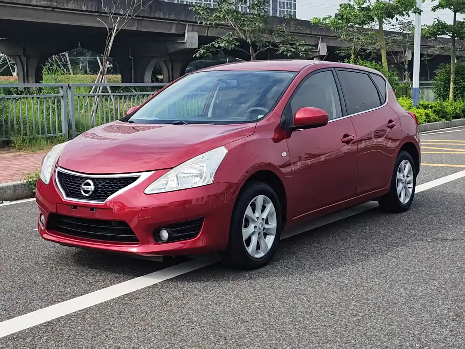 NISSAN TIIDA TIIDA 2011