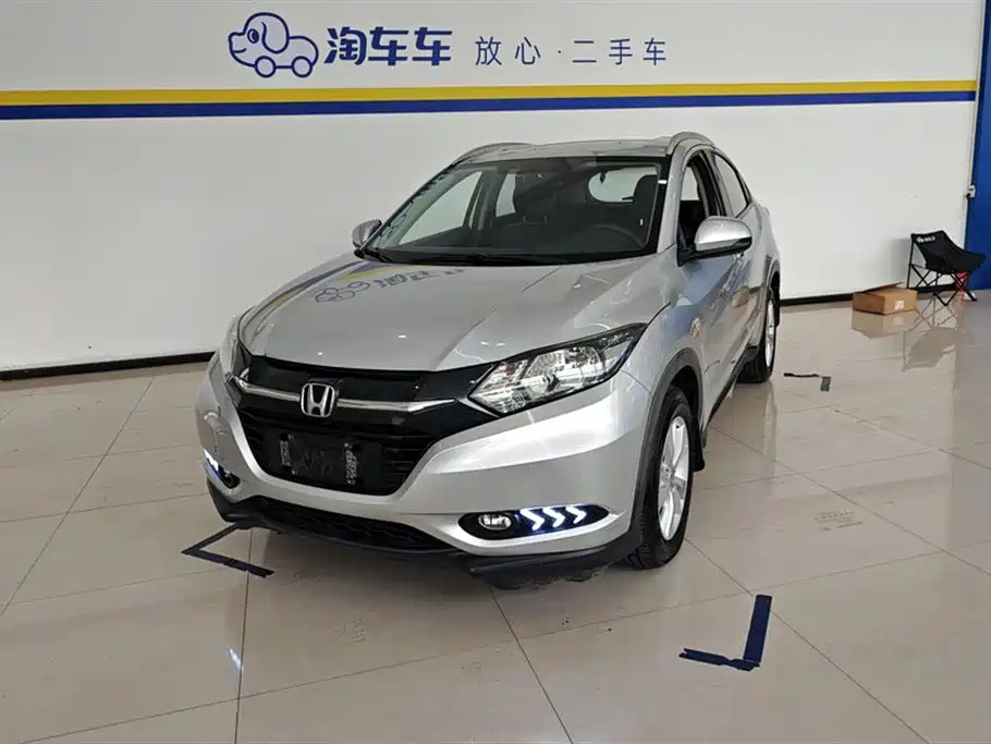 HONDA VEZEL 2015