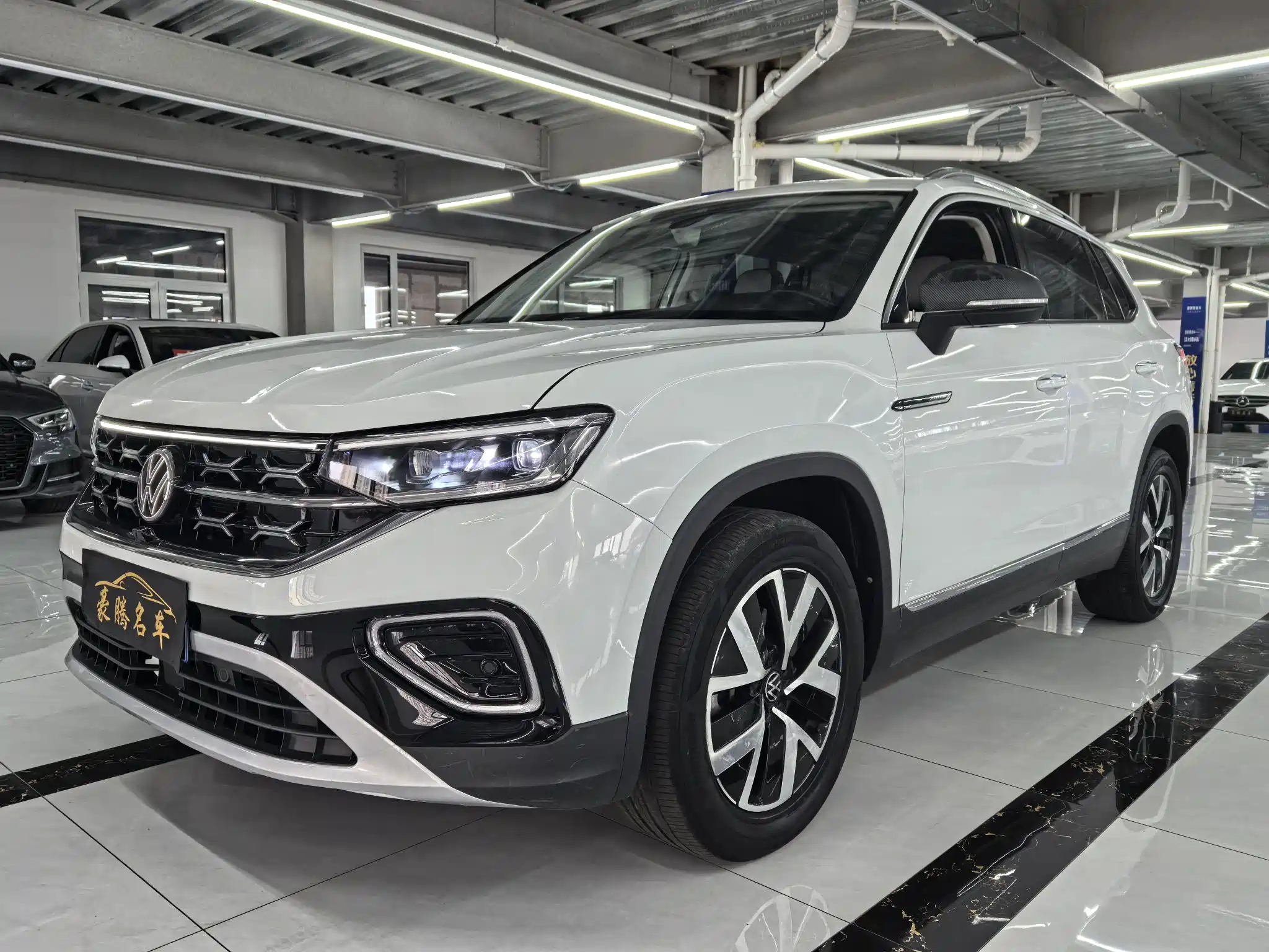 VOLKSWAGEN TAYRON 2023