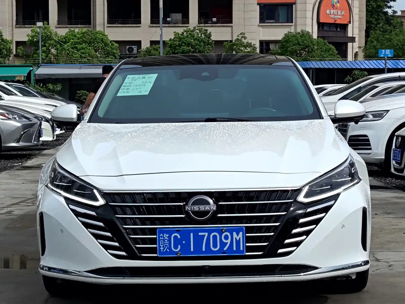 NISSAN TEANA 2022