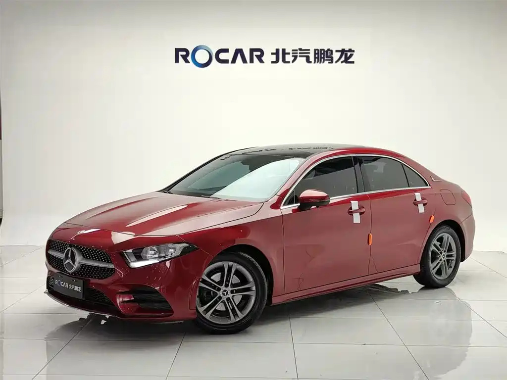 MERCEDES BENZ A-CLASS 2021
