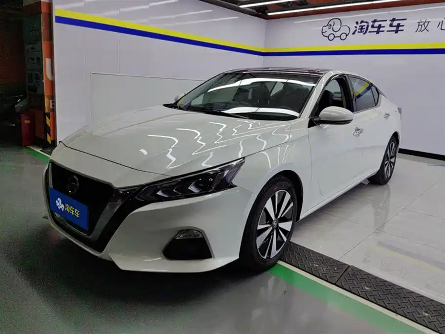 NISSAN TEANA 2021