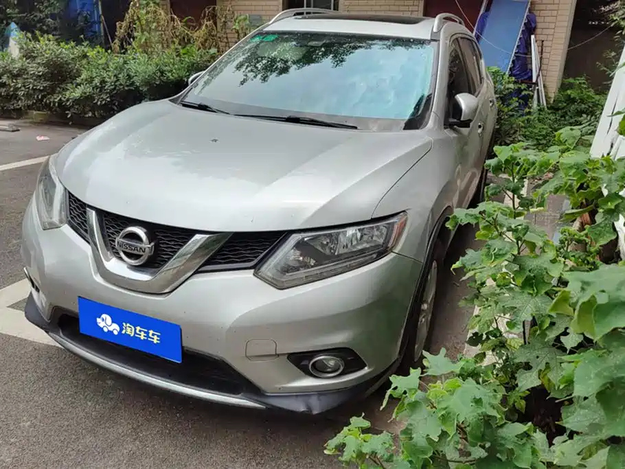 NISSAN X-TRAIL 2014