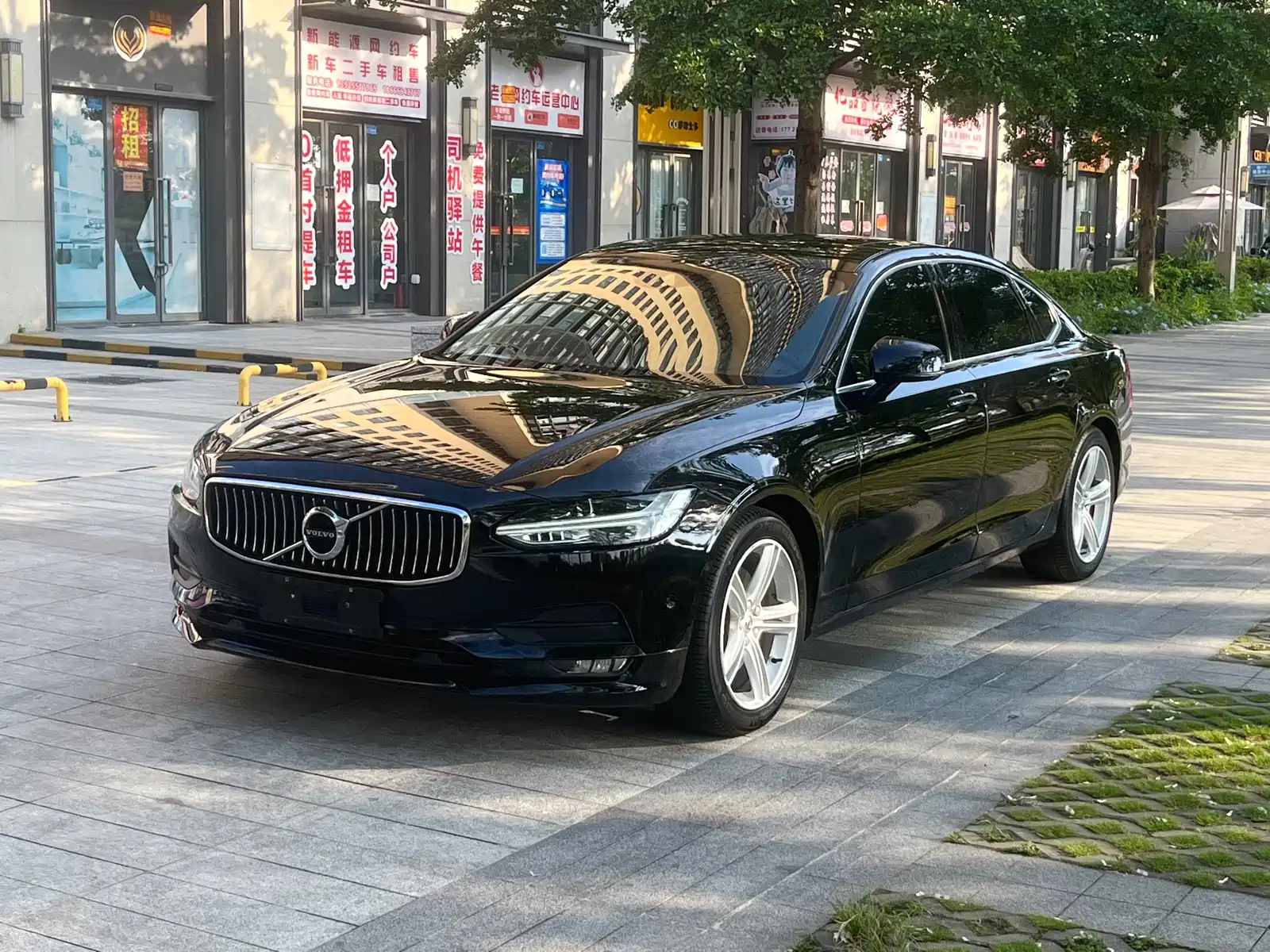 VOLVO S90 2017