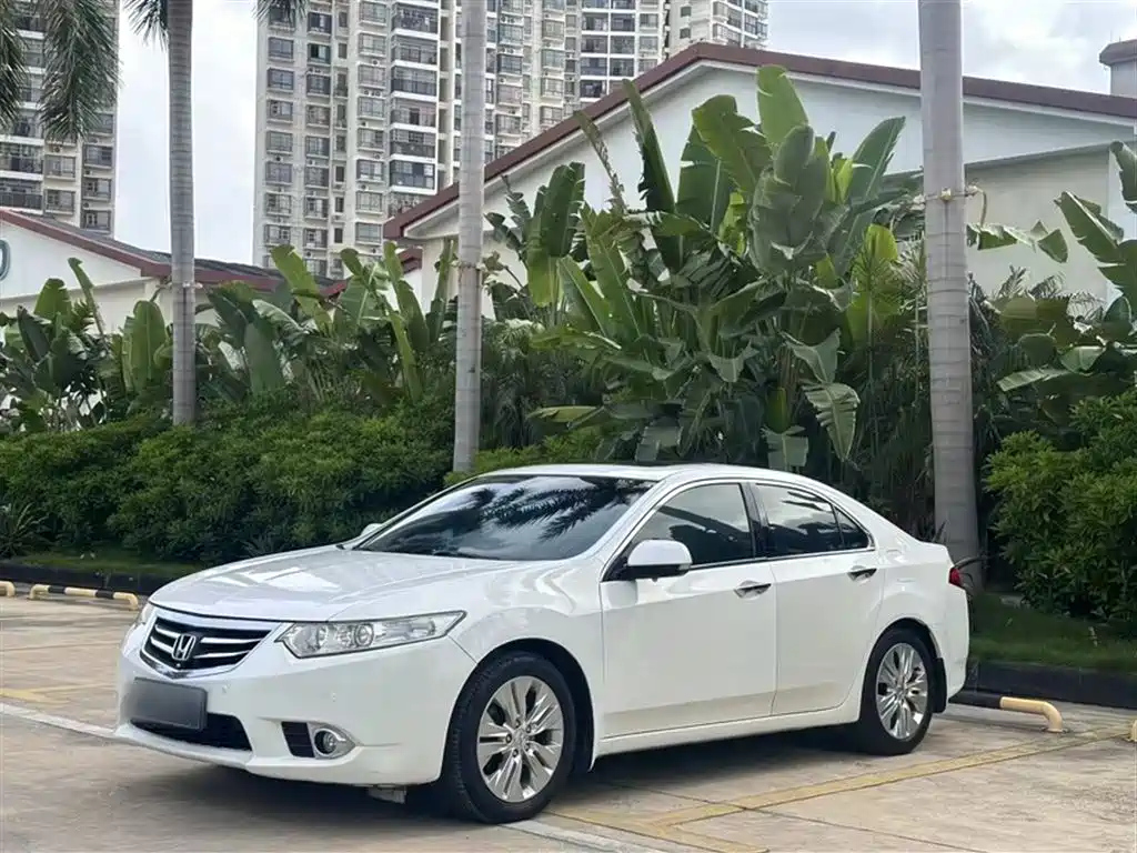 HONDA SI PLATINUM 2013