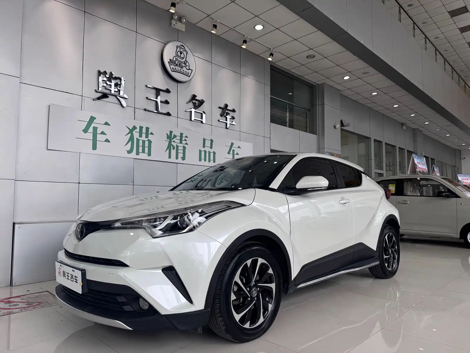 TOYOTA IZOA 2018