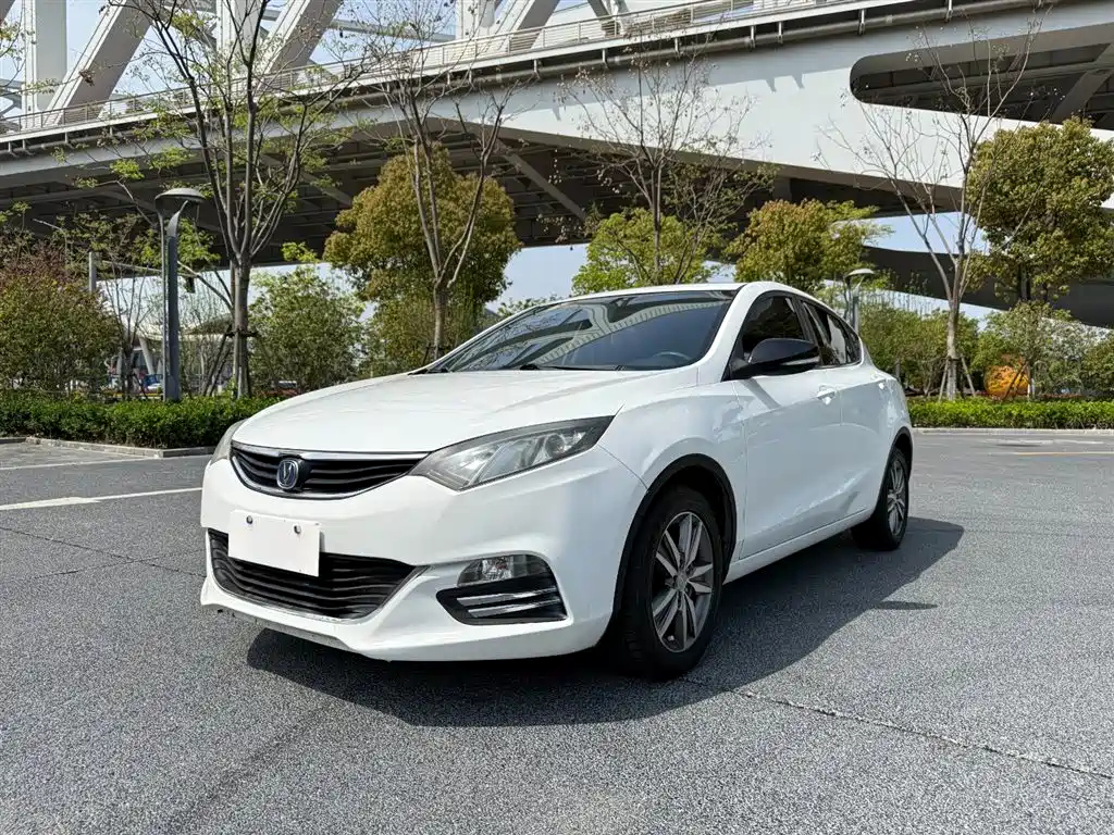CHANGAN EADO XT 2015
