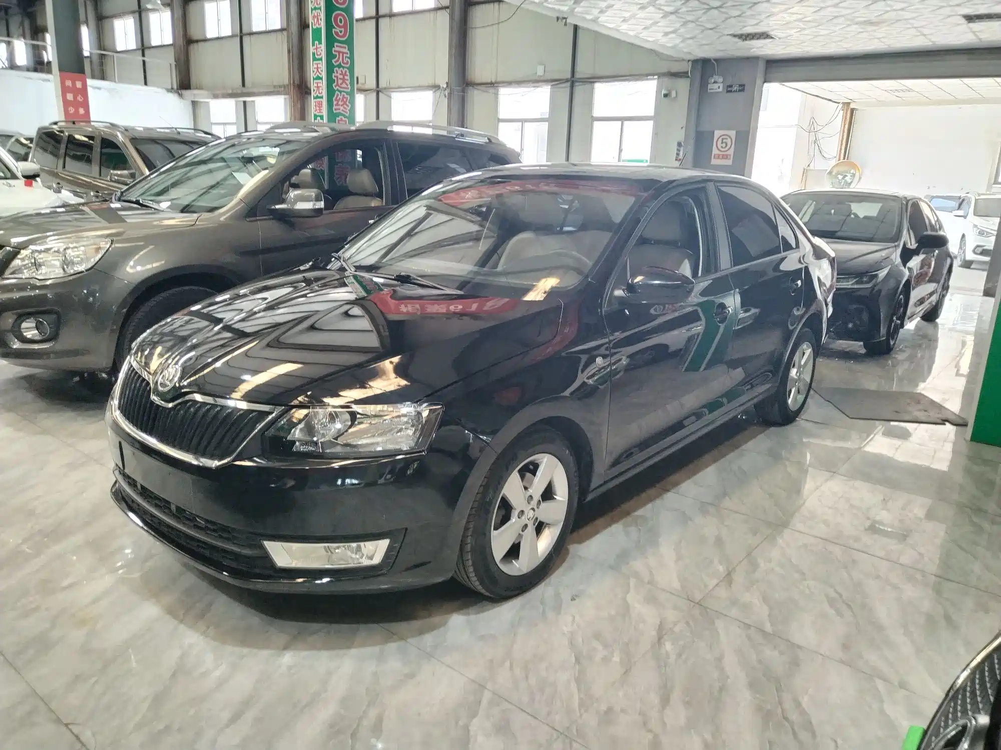 SKODA RAPID 2013