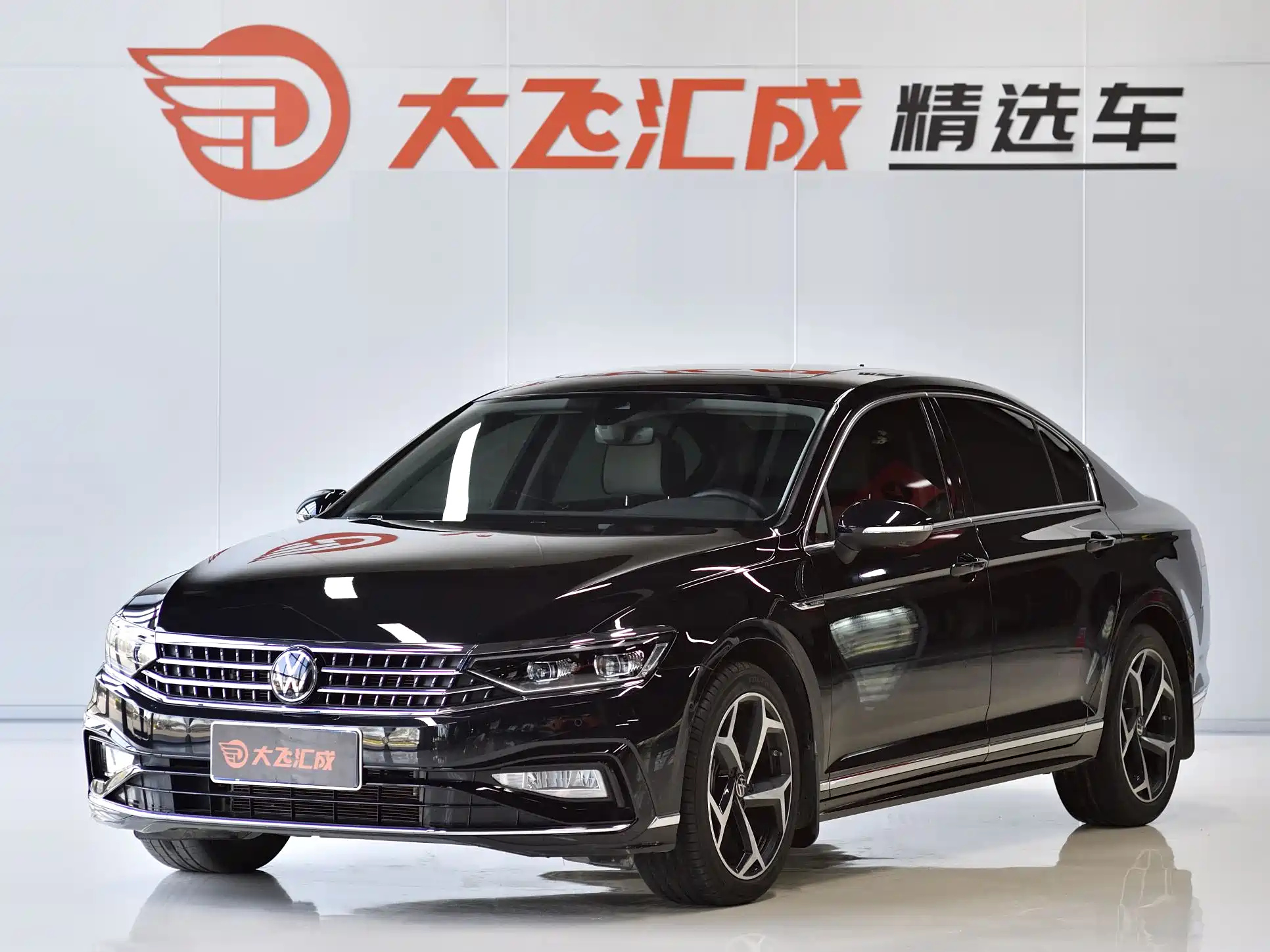 VOLKSWAGEN MAGOTAN 2023