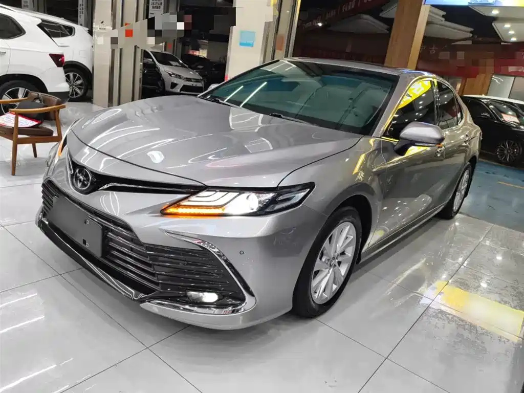 TOYOTA CAMRY 2021