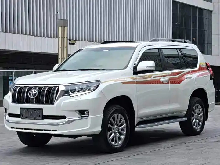 TOYOTA PRADO 2019