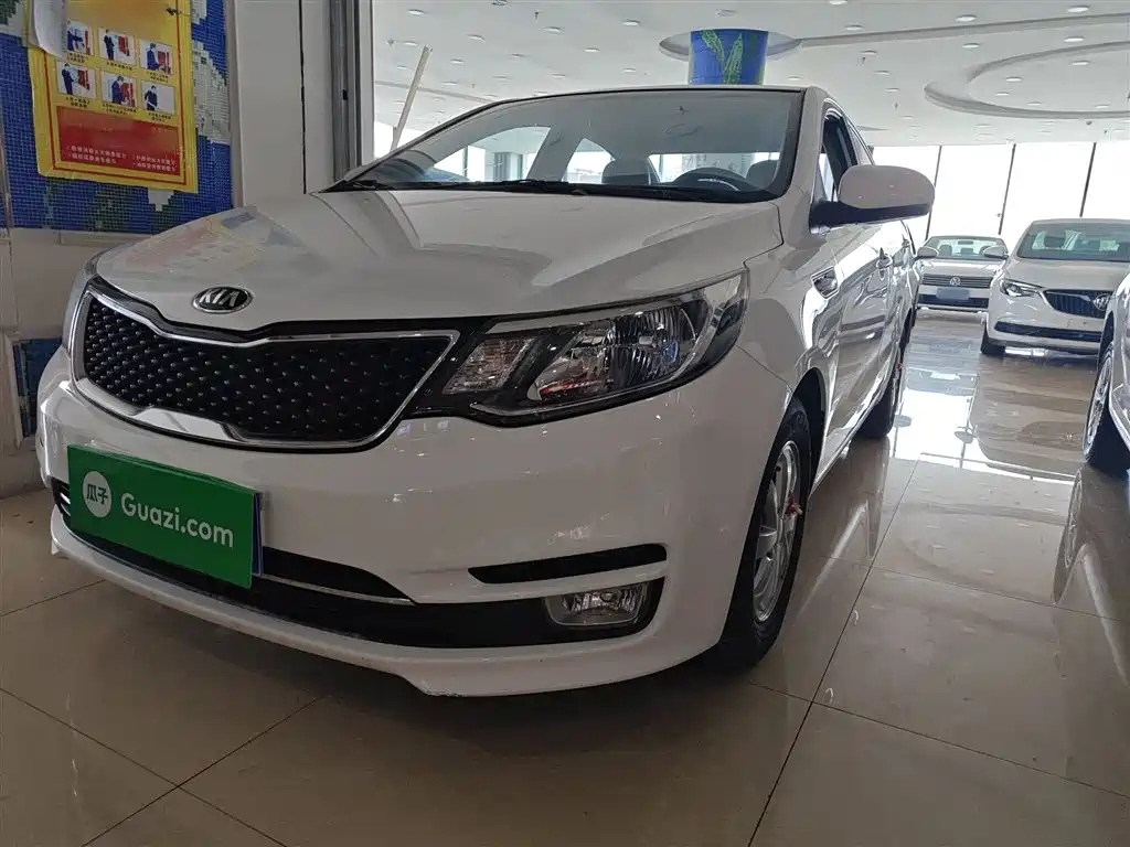 KIA K2