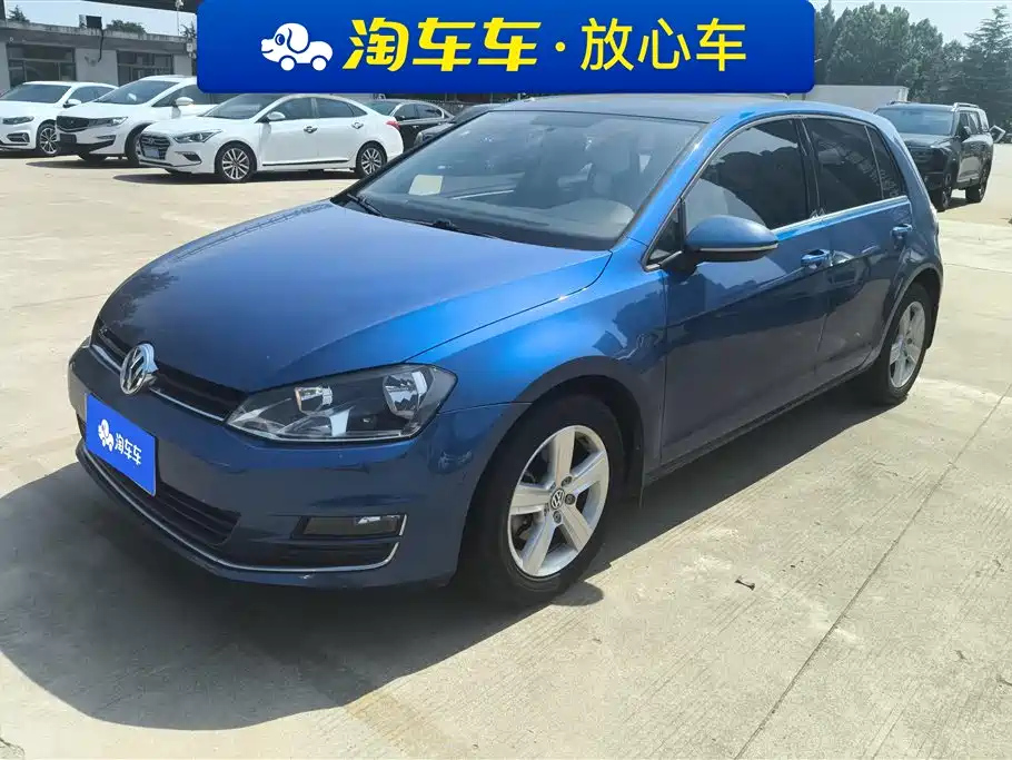 VOLKSWAGEN GOLF 2015