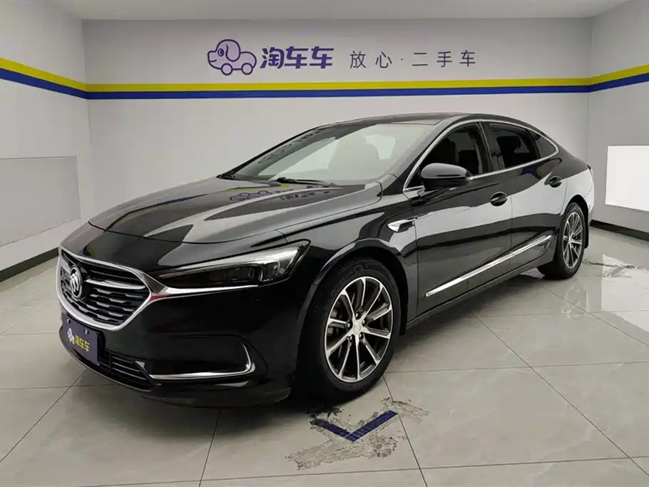 BUICK LACROSSE