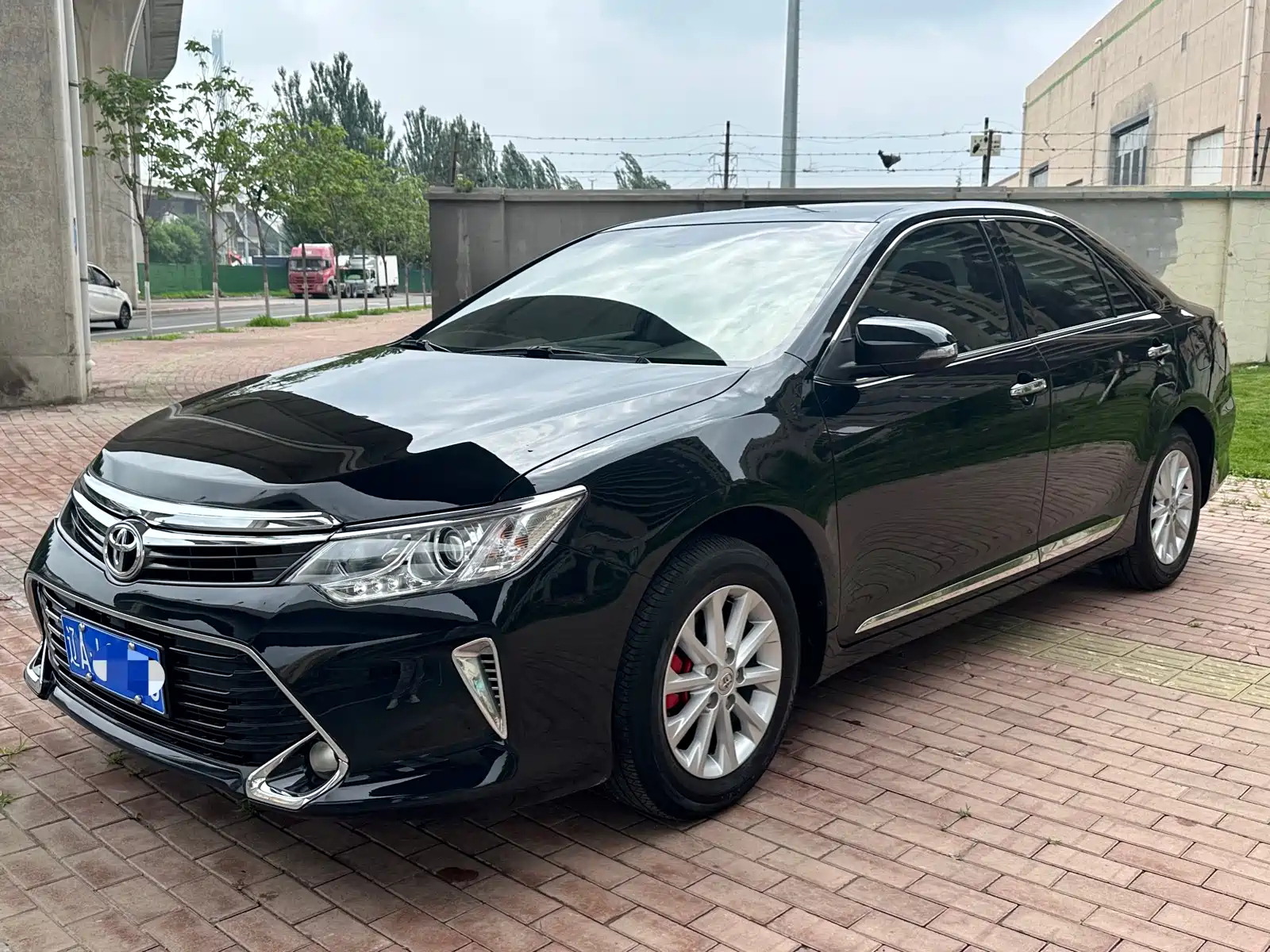 TOYOTA CAMRY 2016