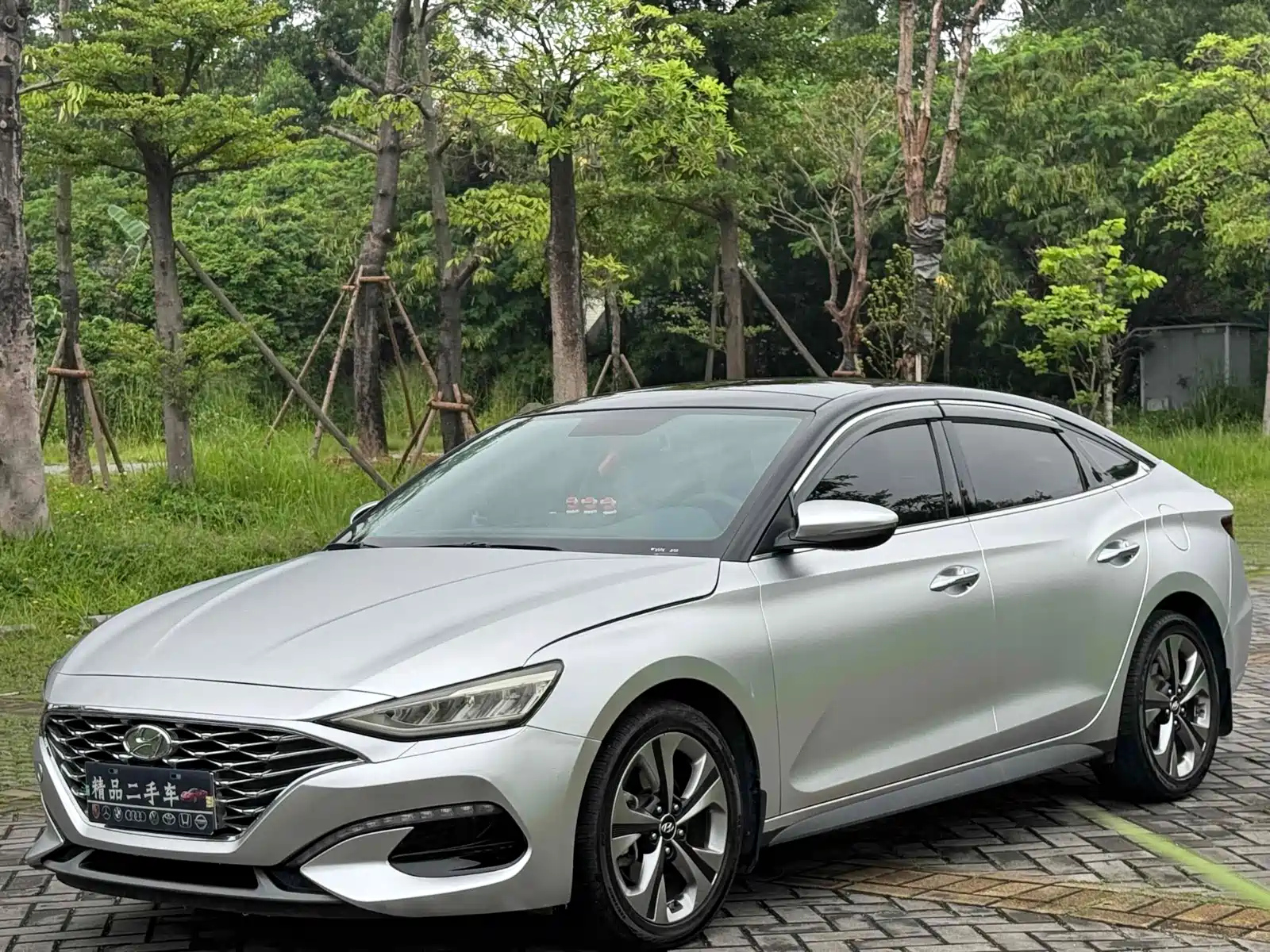 HYUNDAI LAFESTA 2019